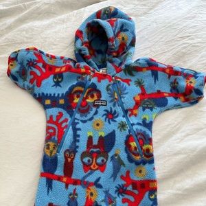 Patagonia fleece bunting, size 0M.
